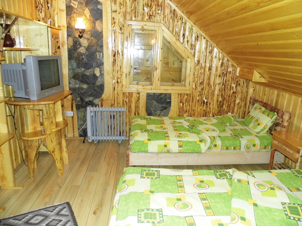 Pensiunea Luminita Ciungetu Quarto foto